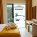 Thumbnail of http://Hotel%20Mirror%20Polihrono%20letovanje